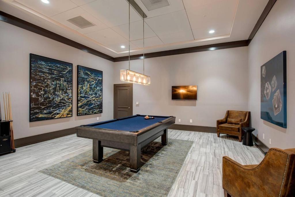 Modern Galleria Apt-Freeparking-Pool-Fast Wifi-Med Ctr Хюстън Екстериор снимка