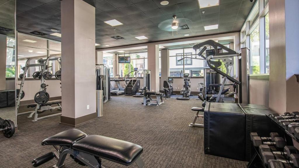 Modern Galleria Apt-Freeparking-Pool-Fast Wifi-Med Ctr Хюстън Екстериор снимка